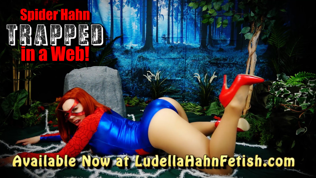 Ludella Hahn in cosplay fetish parody 